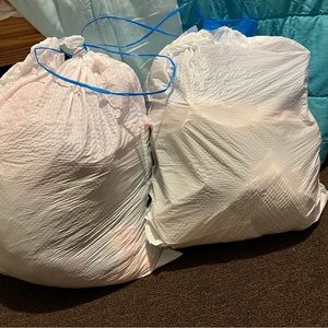 2 bags of super cute like new women clothes! Sizes small/medium